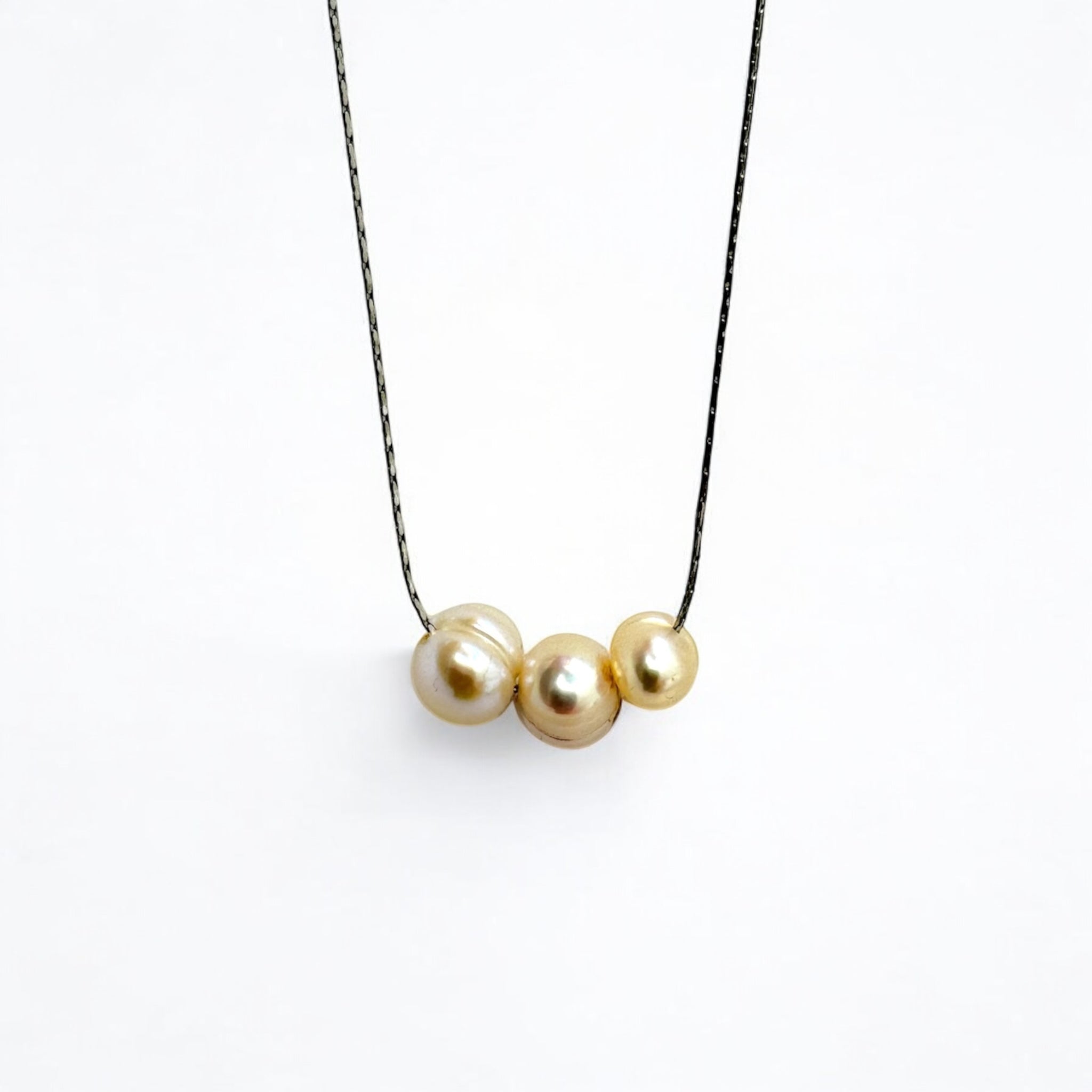 Choker di perle vere minimalista Sharifa Crystals